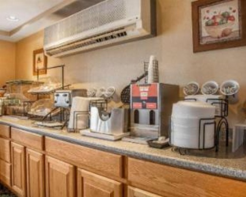 Comfort Inn at Newport Beach image 10