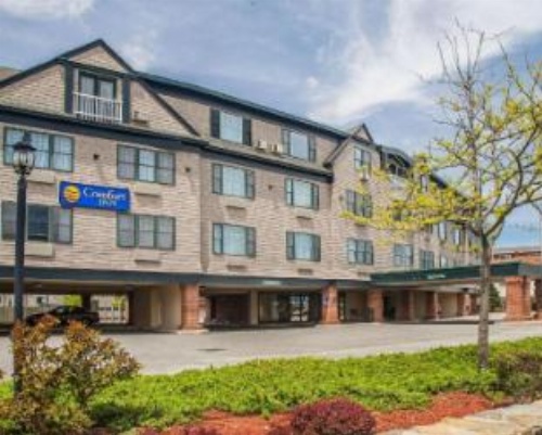 Comfort Inn at Newport Beach image 14