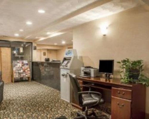 Comfort Inn at Newport Beach image 16