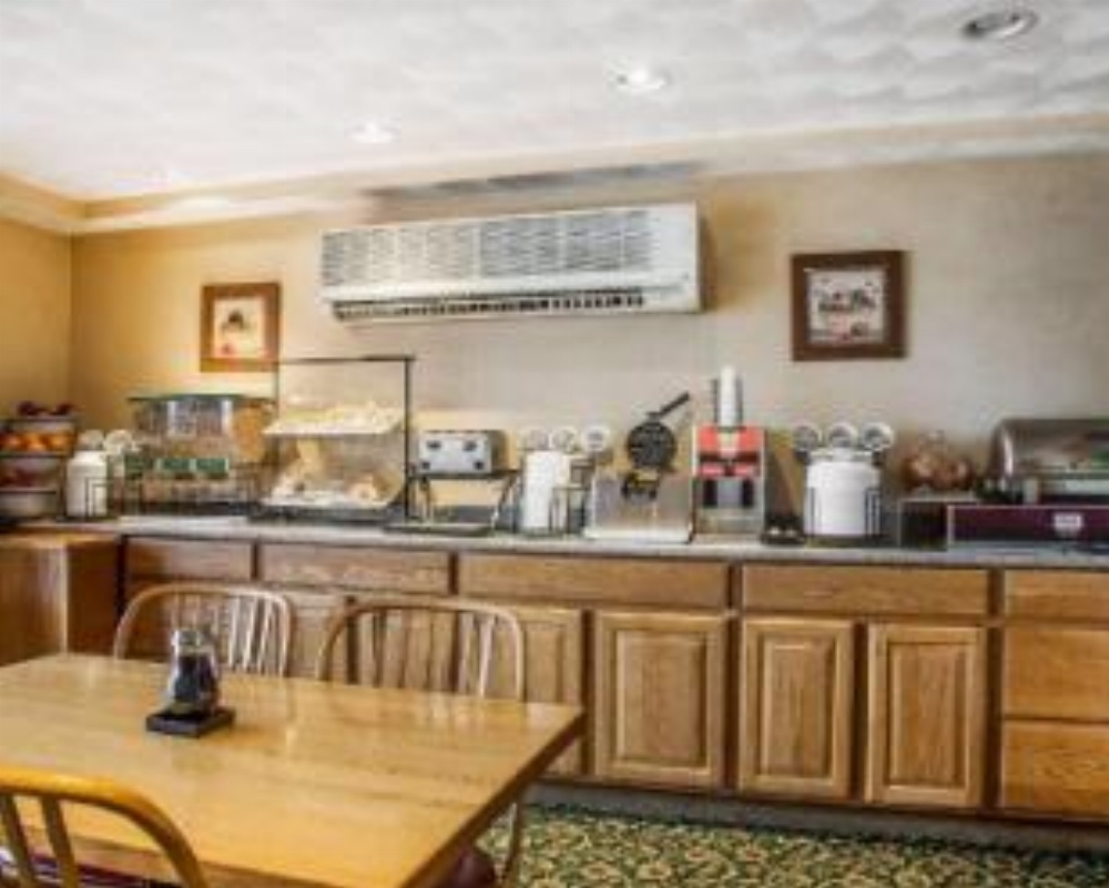 Comfort Inn at Newport Beach Image 6