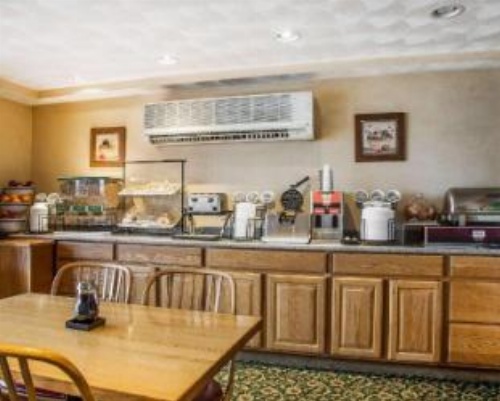 Comfort Inn at Newport Beach image 6